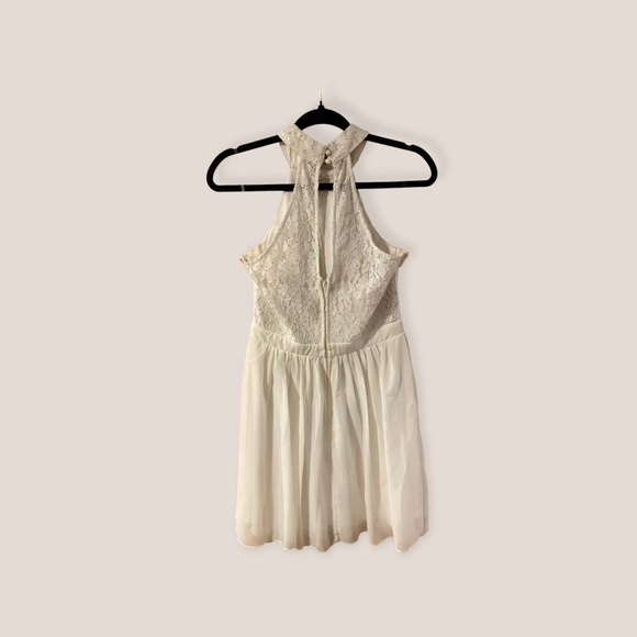 White formal dress - Picture 6 of 14